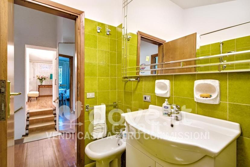 Villa in Via Alessandro Manzoni 28 — foto 14 di 43
