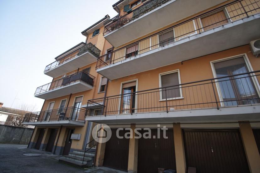 Trilocale in Via Fratelli Bandiera 2 — foto 28 di 31