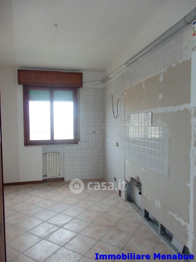 Trilocale in Via M. Panini — foto 22 di 35