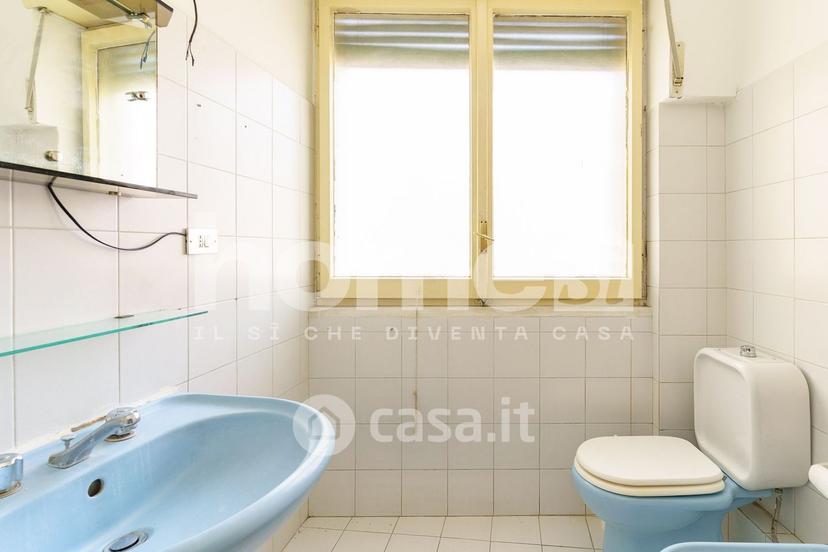 Bilocale in Via Giosuè Carducci 18 — foto 29 di 33
