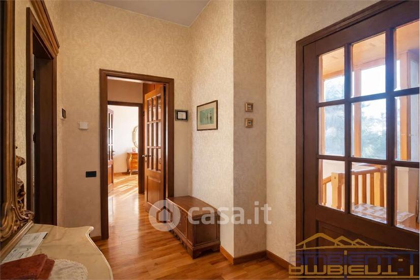 Villa in Via Edmondo de Amicis 6 — foto 19 di 51