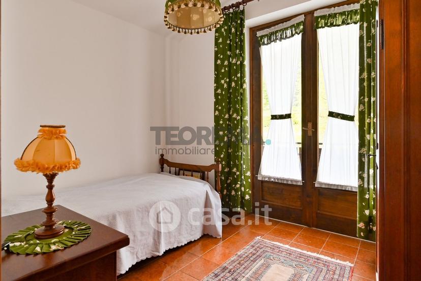 Villa in Viale Belvedere 14 — foto 43 di 77