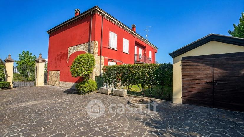 Trilocale in Via Argini Nord 31 — foto 4 di 11