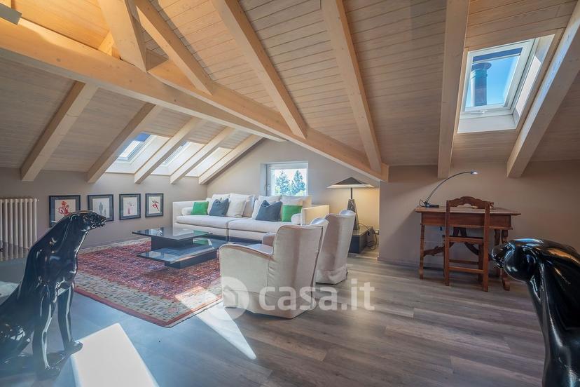 Villa in Via Adua 5 — foto 13 di 31