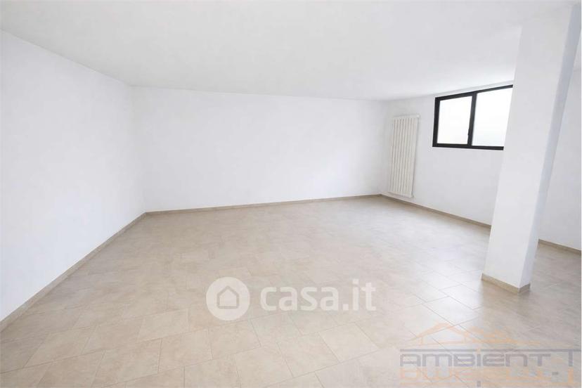 Villa in Via Marco Polo 10 — foto 6 di 40