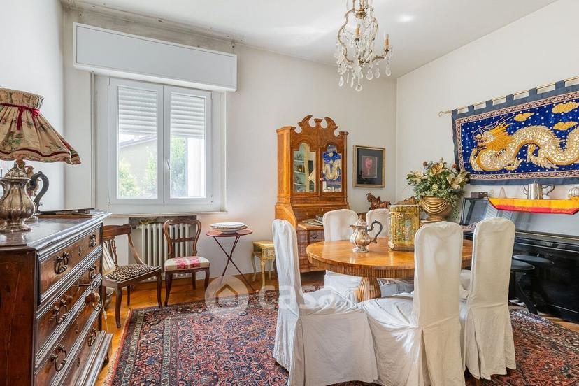 Villa in Via Circondario Sud 10 — foto 3 di 22