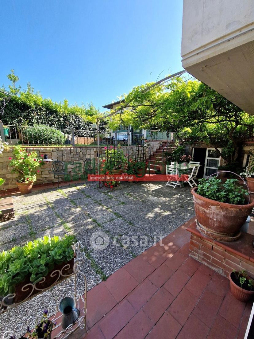 Villa in Via del Pino 34 — foto 17 di 55