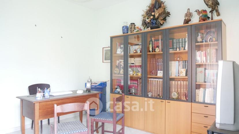 Quadrilocale in Via Taverna Campanile 70 — foto 22 di 28
