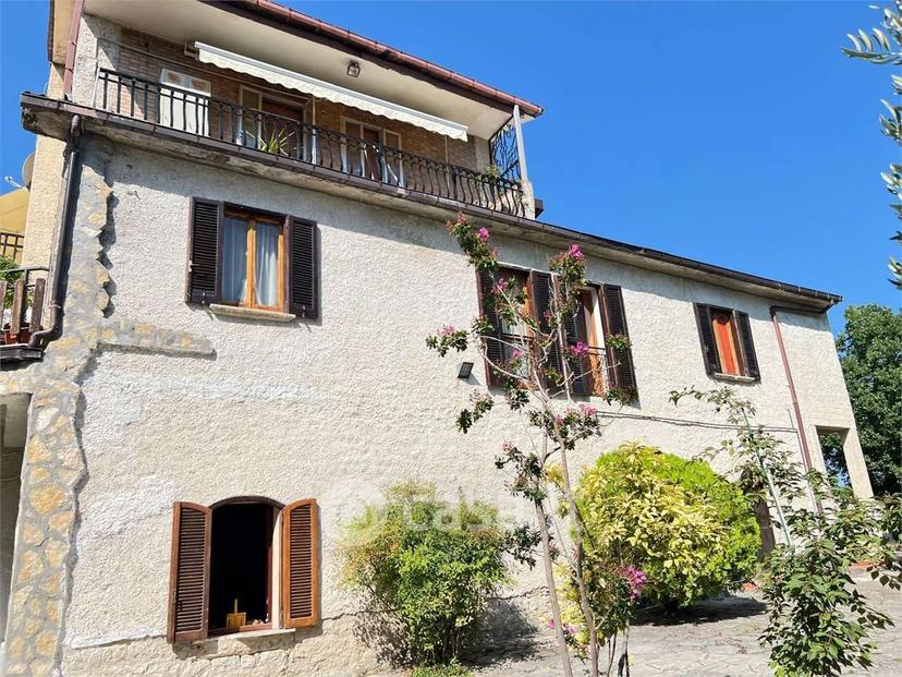 Appartamento in Piazza Giordano — foto 6 di 25
