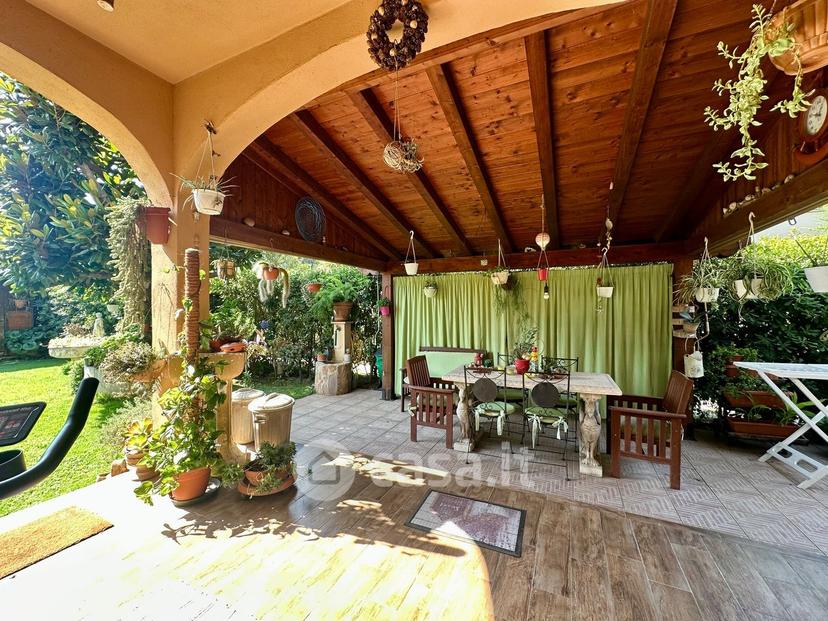 Villa in Via di Valle Schioia — foto 9 di 37