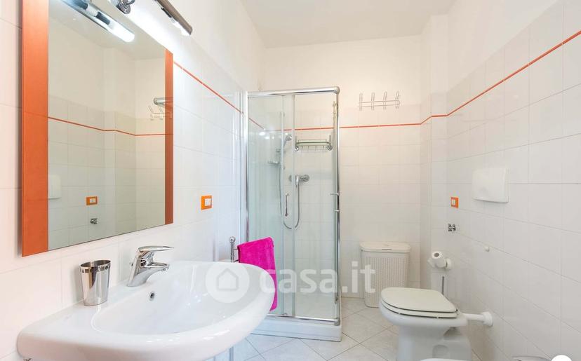 Trilocale in Via Giacomo Puccini 1 — foto 8 di 17