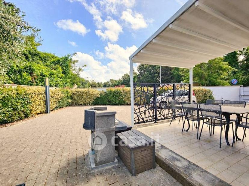 Villa in Via dei Frassini — foto 19 di 33