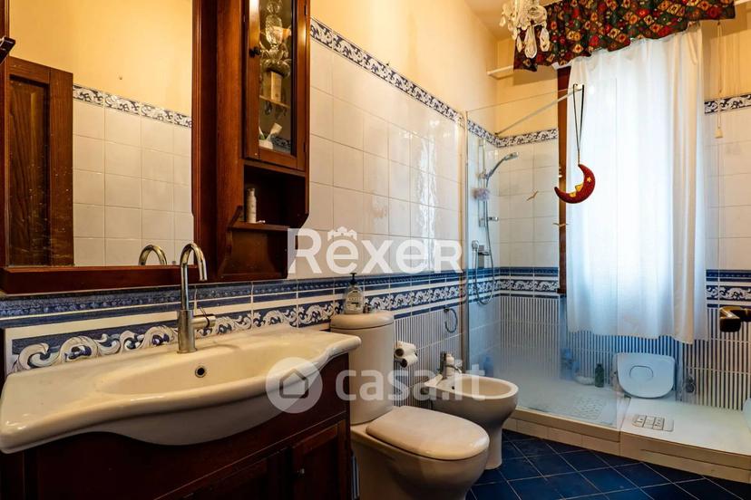 Appartamento in Via Ugo Foscolo 11 — foto 2 di 26
