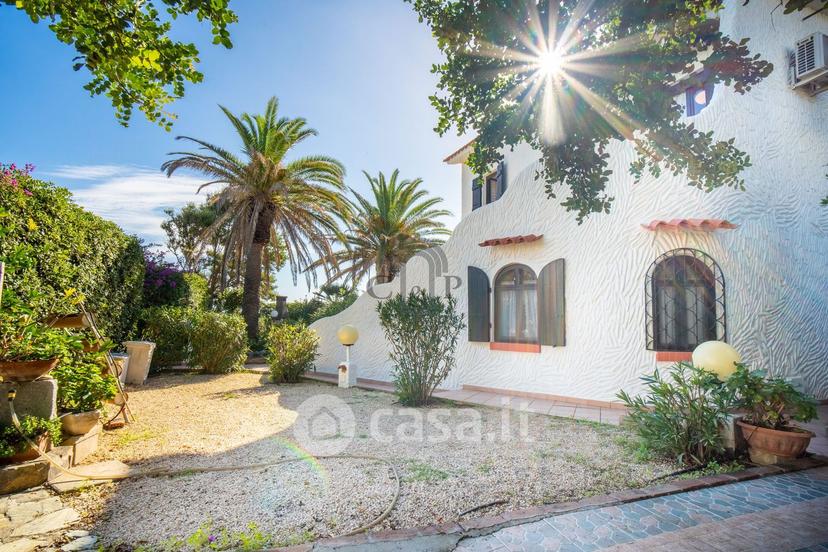 Villa in Via delle Grazie 37 — foto 14 di 29