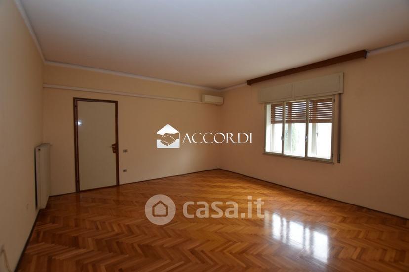 Villa in Via Schiavonesca Nuova — foto 22 di 22