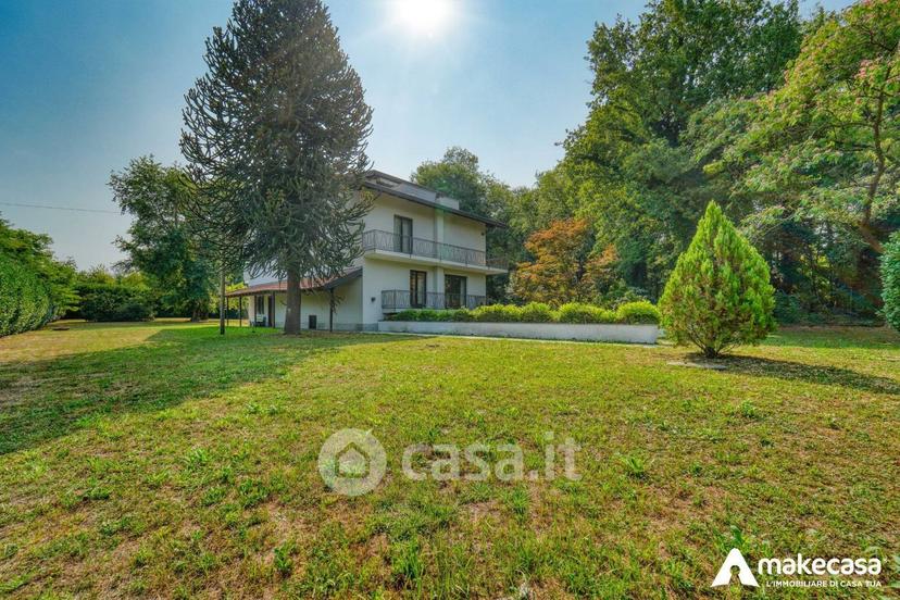 Villa in Via Conciliazione 31 — foto 18 di 27