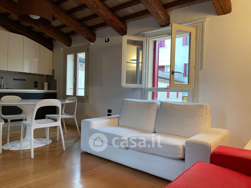 Trilocale in Piazza Giuseppe Garibaldi 5 — foto 16 di 33