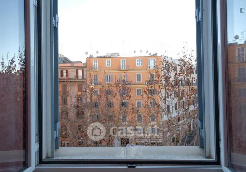 Stanza in Viale Regina Margherita 199 — foto 4 di 13