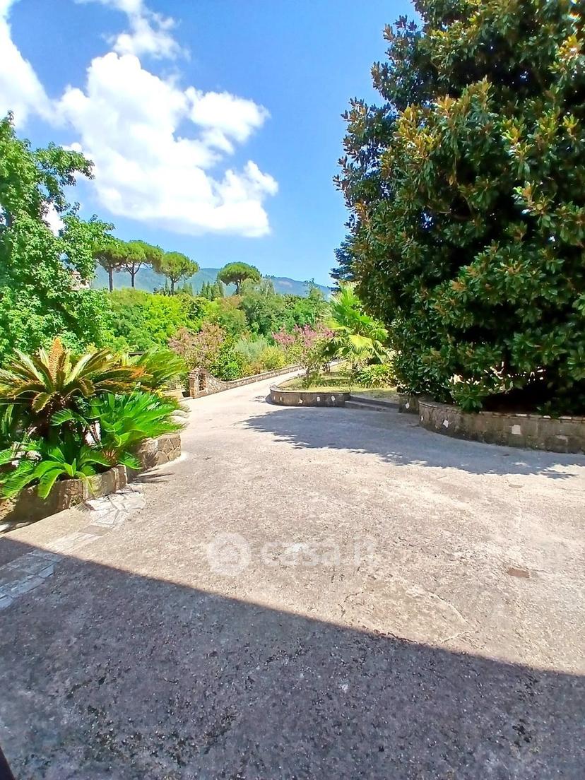 Villa in Via Madonna degli Angeli — foto 20 di 69