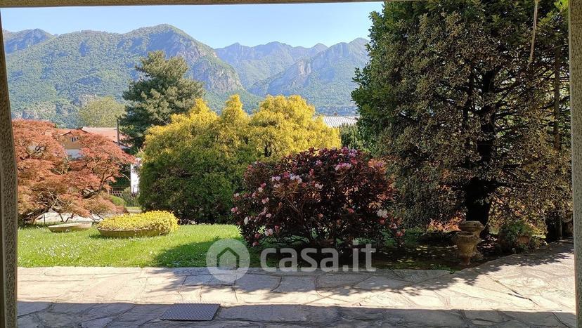Villa in Via Spluga 32 — foto 19 di 38