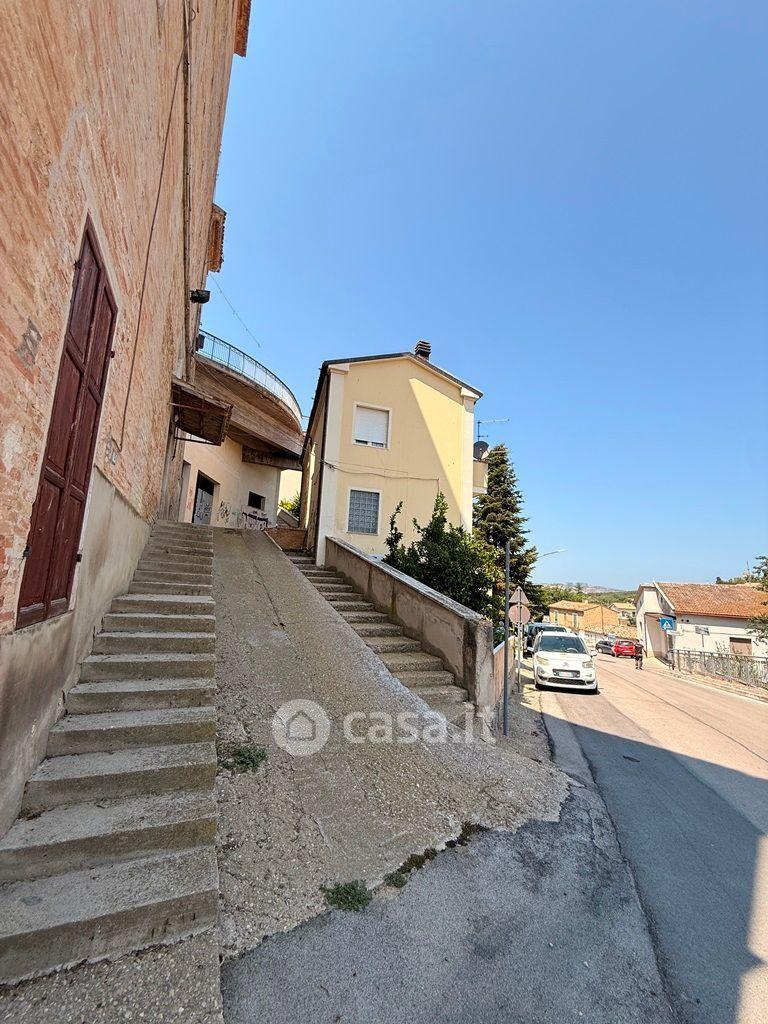 Appartamento in Via Massimo d'Antona 19 — foto 36 di 65