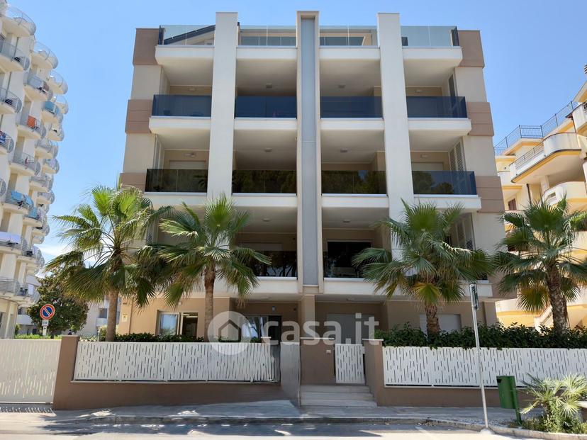Trilocale in Viale Guglielmo Marconi 170 — foto 9 di 50