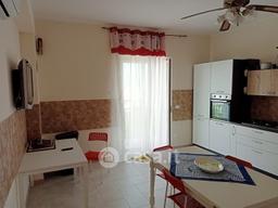 Trilocale in Via F. Cucinotti 2
