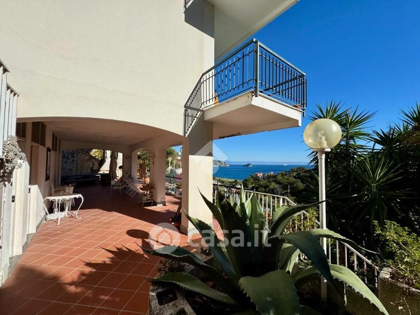 Villa in Regione Torbora — foto 39 di 50