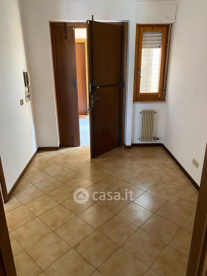 Appartamento in Via Camerano 19 B — foto 2 di 22