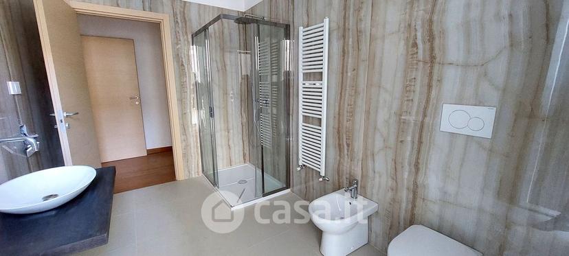 Trilocale in Viale Tancredi Galimberti — foto 3 di 11
