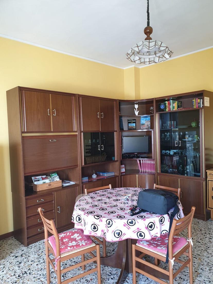 Trilocale in Gioberti 9 — foto 12 di 26