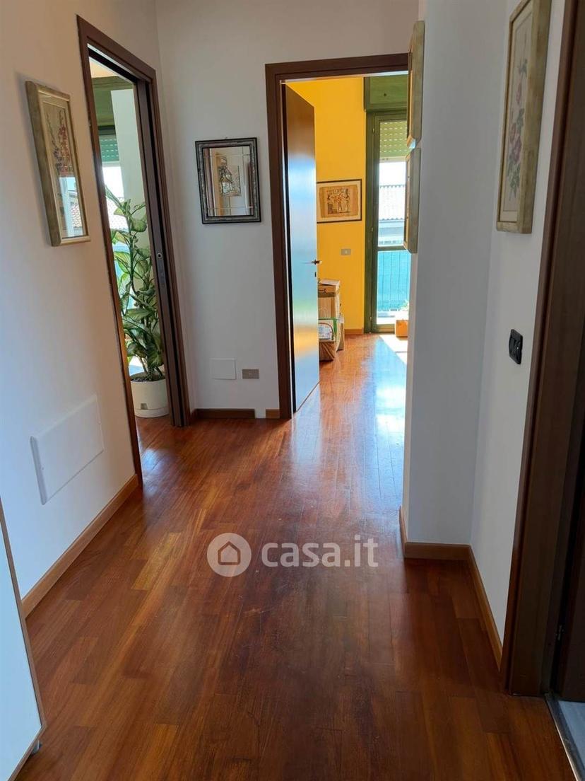 Trilocale in Via Montello 53 C — foto 4 di 29