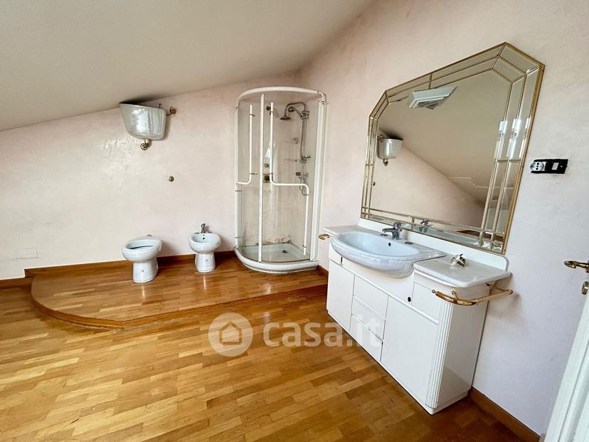 Appartamento in Via Valle Paradiso — foto 19 di 45