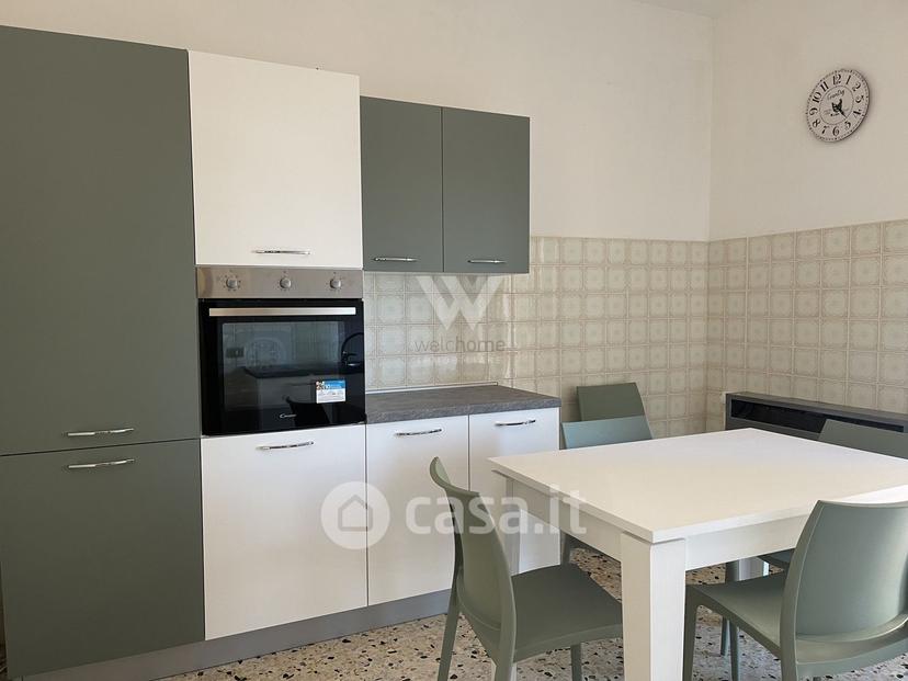 Stanza in Via Luigi d'Amato 17 — foto 21 di 21