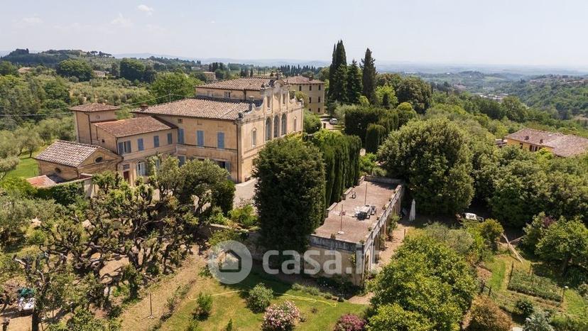 Villa in Strada di Scacciapensieri — foto 37 di 54