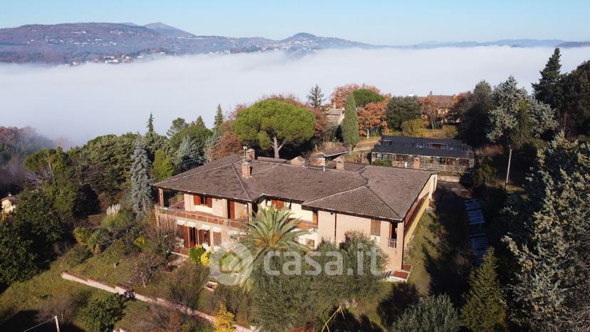 Villa in Strada Colle San Giorgio 5 — foto 4 di 42