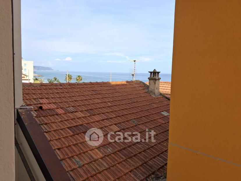 Trilocale in Piazza della Libertà 6 — foto 25 di 35