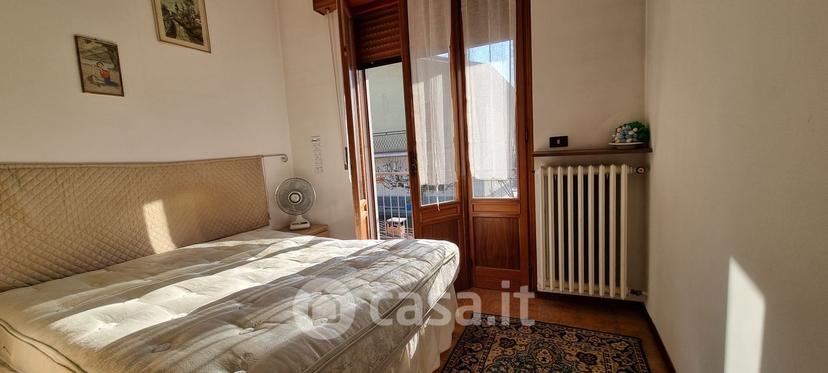 Villa in Zona Residenziale Vicino Stazione E Centro — foto 8 di 11