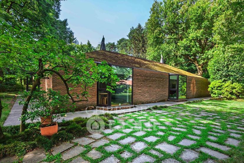Villa in Via Luciano Manara — foto 32 di 38