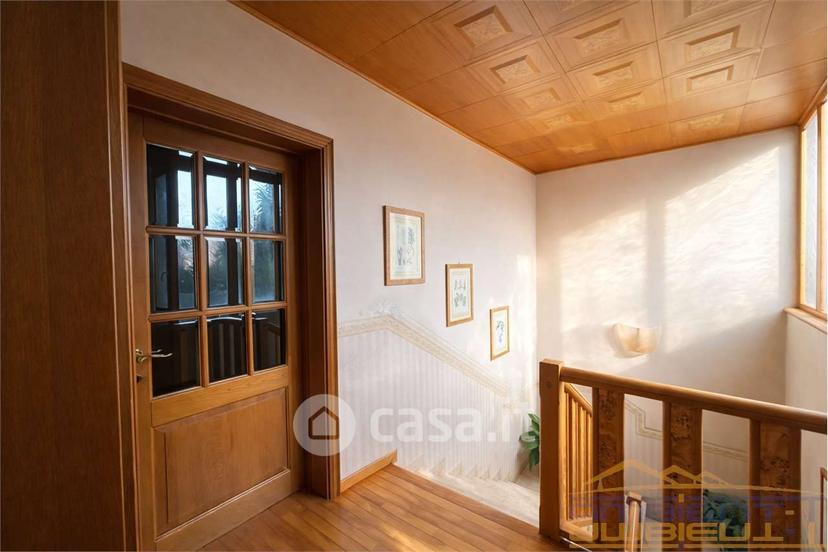 Villa in Via Edmondo de Amicis 6 — foto 22 di 51