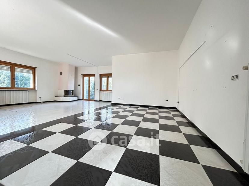 Appartamento in Via Valle Paradiso — foto 7 di 45