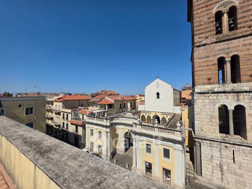 Bilocale in Via Duomo 67 — foto 4 di 9