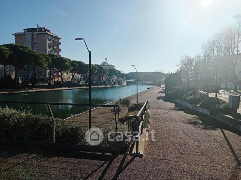 Trilocale in Viale C. Abba 14 — foto 7 di 34