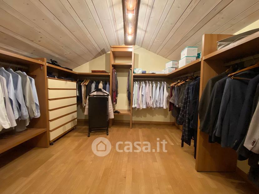 Villa in Via Lorenzo Toma — foto 49 di 78
