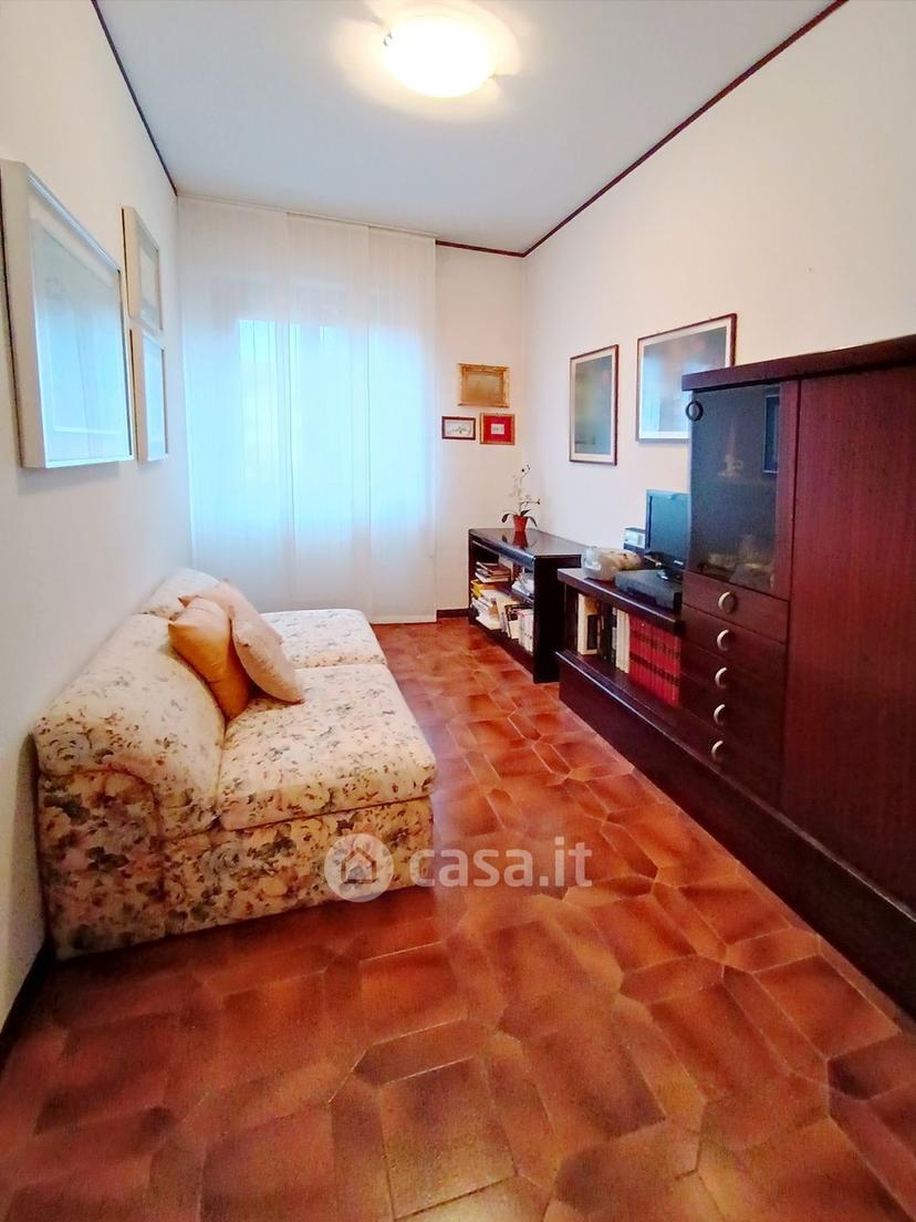 Quadrilocale in Via Carlo Cattaneo 36 — foto 10 di 36