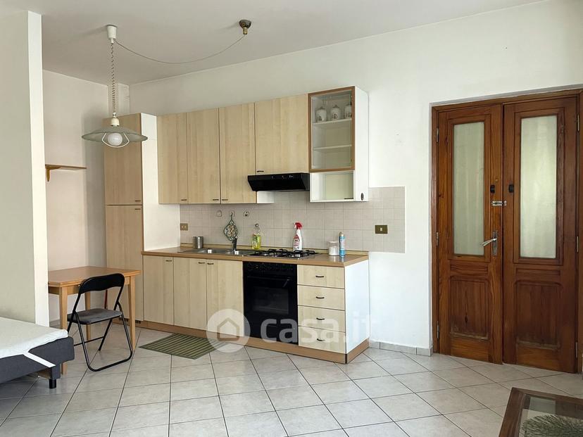 Monolocale in Via Cernaia — foto 8 di 22