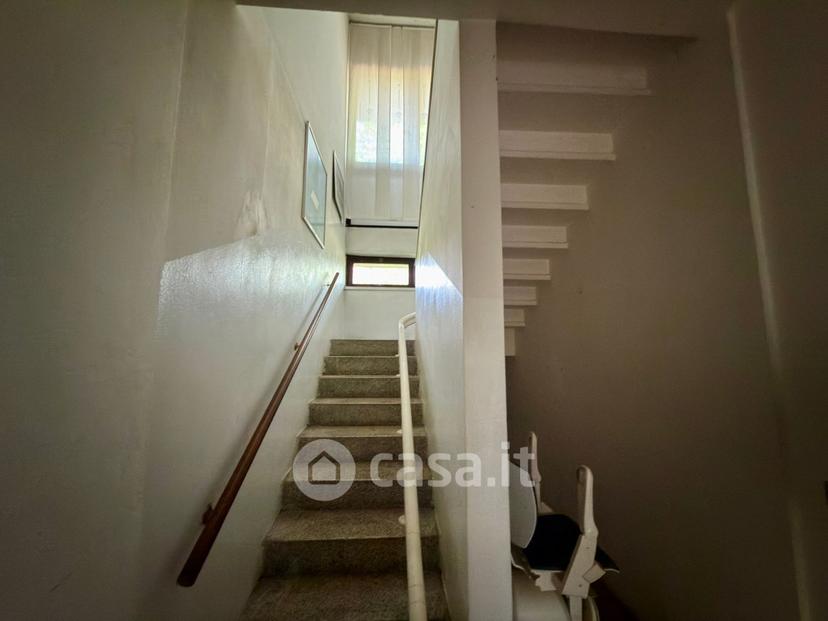 Villa in Via Giosuè Carducci 20 a — foto 18 di 182