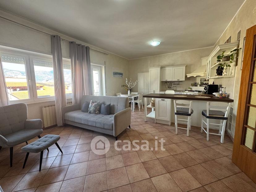 Appartamento in Via Fosse Ardeatine 11 — foto 19 di 60