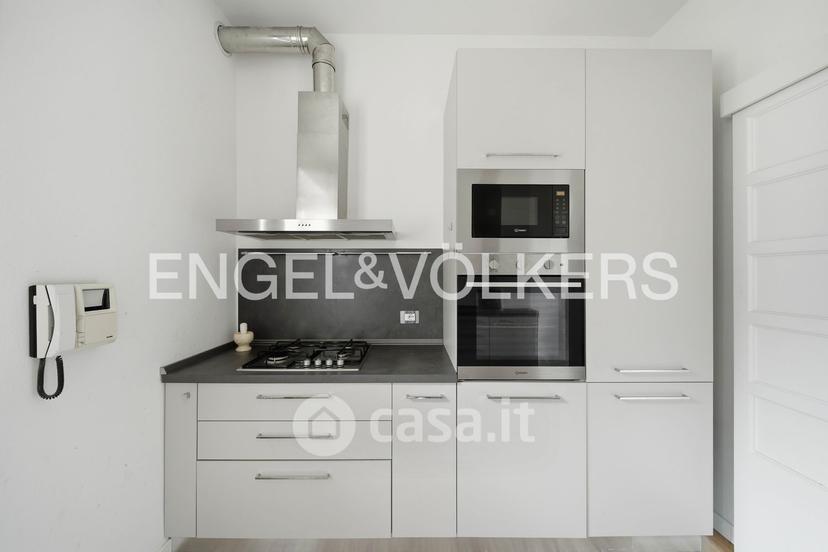 Villa in Roma 41 — foto 35 di 83
