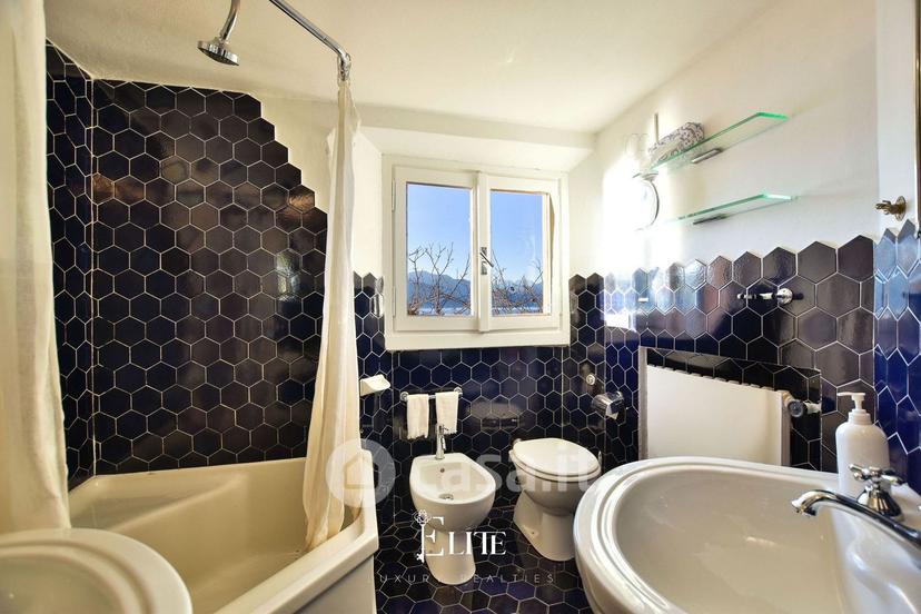 Villa in Via Verbano — foto 41 di 70